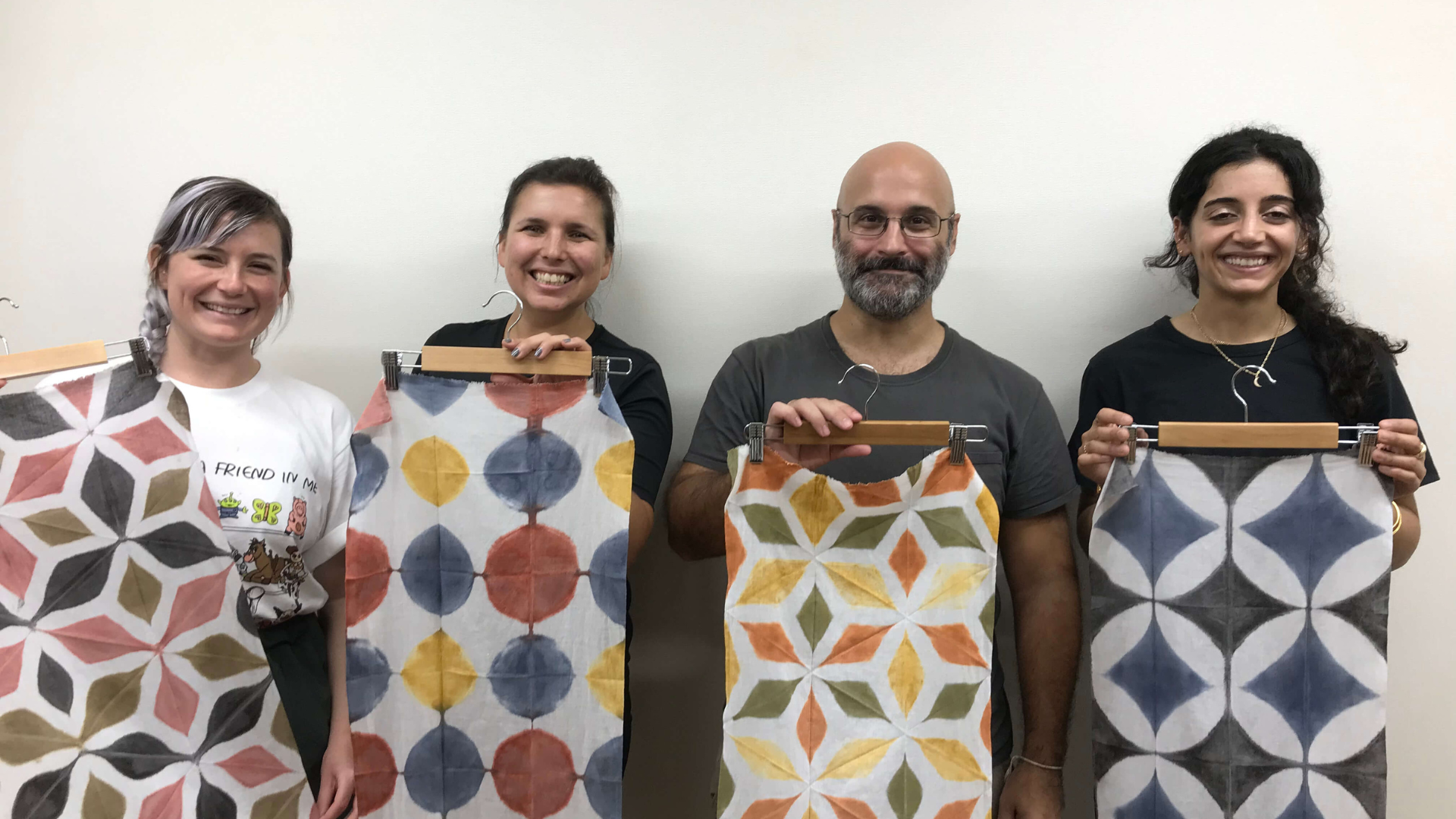 ベンガラ板締め絞り体験